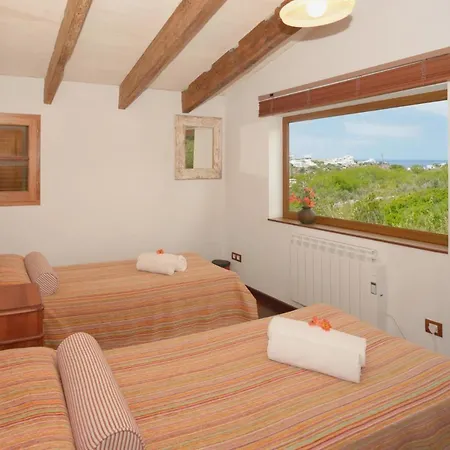 Villa Sleeps 8 Pool Wifi *